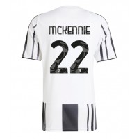 Stroje piłkarskie Juventus Weston McKennie #22 Koszulka Podstawowej 2025-26 Krótki Rękaw